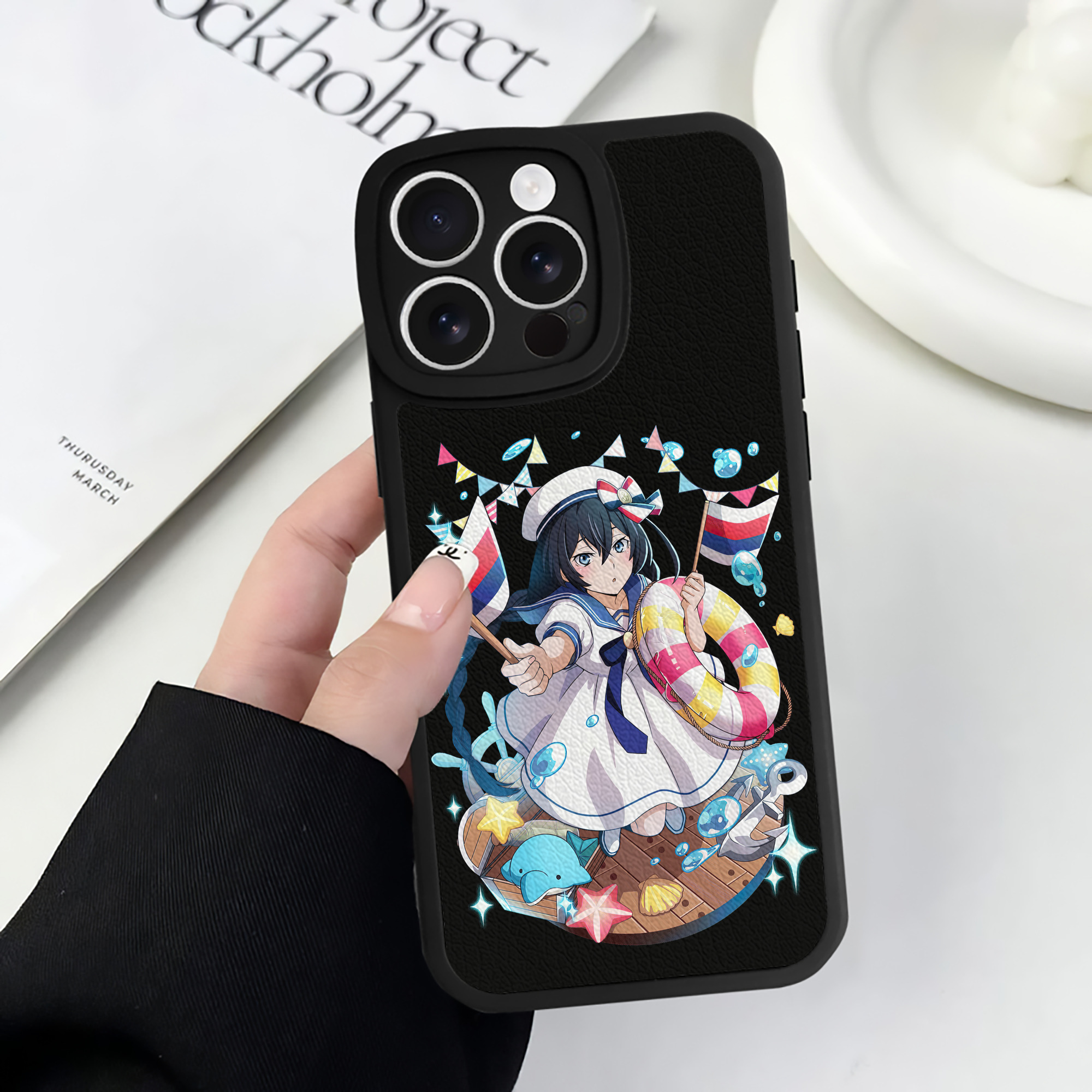 （画像用） 文豪ストレイドッグス Bungo Stray Dogs 【iPhone 16シリーズ対応】シリコンスマホケース（レザー調） 材質：シリコン